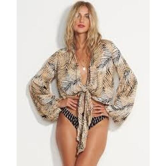 BILLABONG Breathe Light Woven Top Size Medium M Wrap Surfer Boho Crop Feminine - Picture 1 of 6